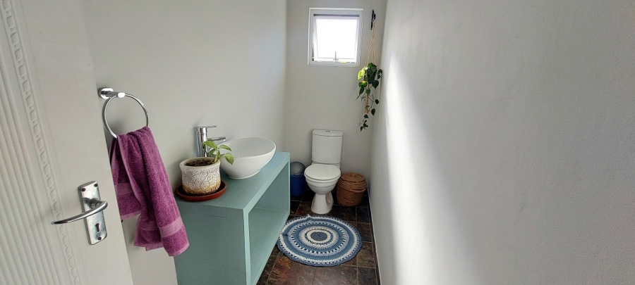 3 Bedroom Property for Sale in Sunrise On Sea Eastern Cape